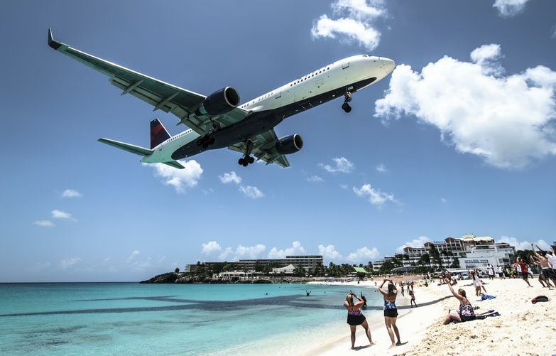 top 8 caribbean airports