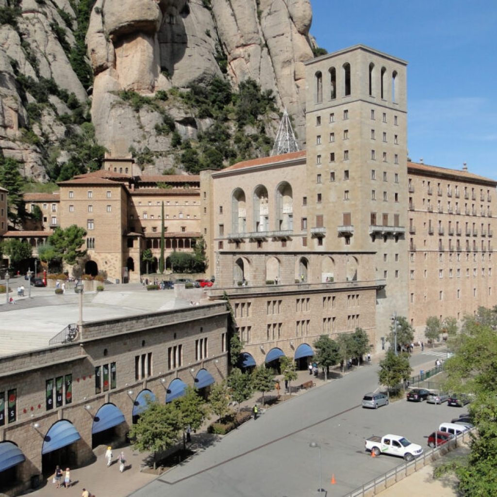 Abbey_of_Montserrat_02-1024x707-1.jpg