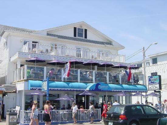 boardwalk-cafe-pub.jpg