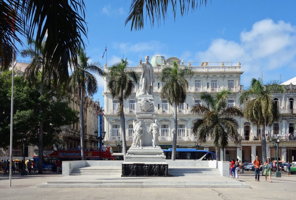 La havane parque central Jose Marti 1024x692 1