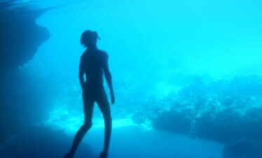 Blue Room and Beach Tour Curacao by Speedboat