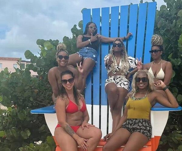 Anguilla Scenic Stops & Beach Day(guests must arrive in Anguilla)