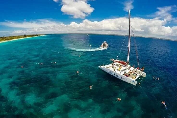 4 Top-Rated Punta Cana Catamaran Cruises for Families & Couples (2026)
