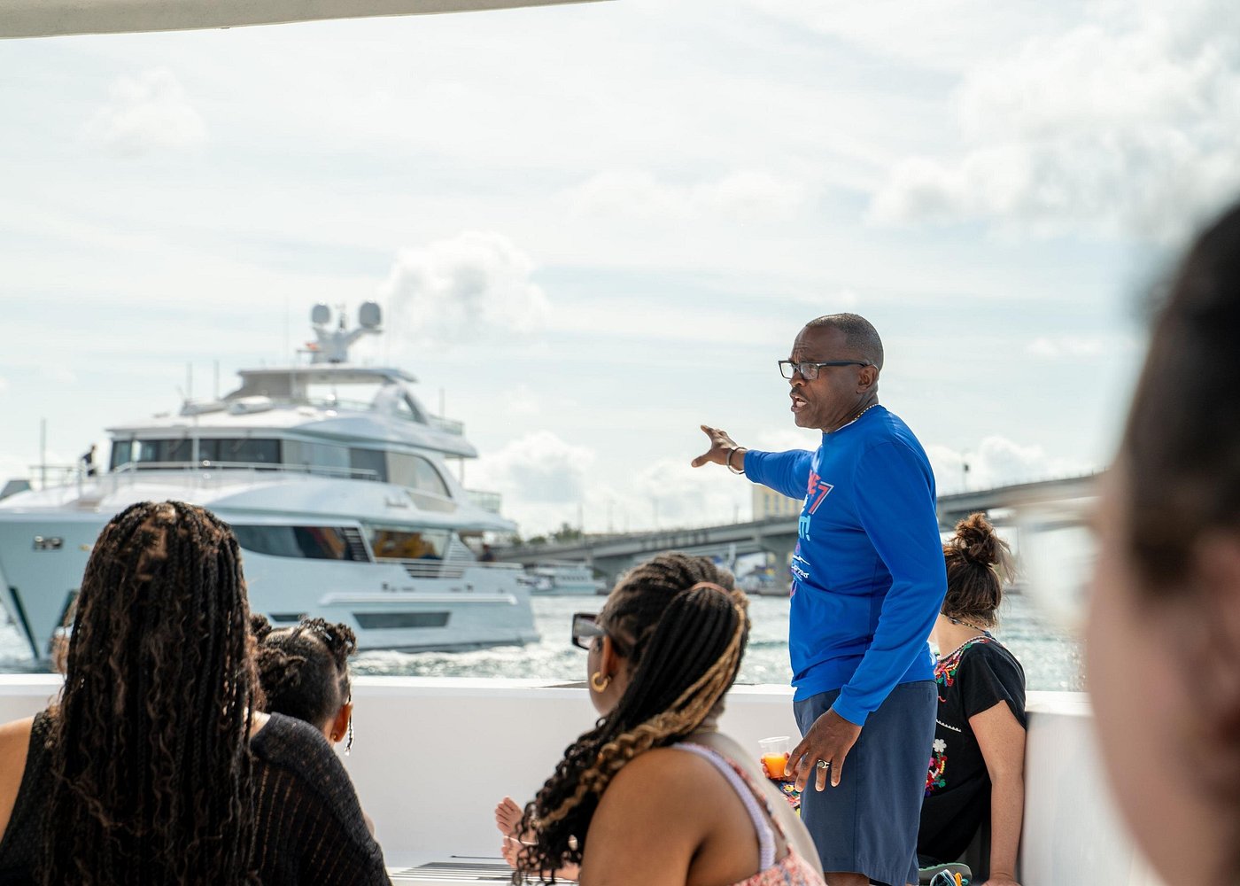 Ultimate Nassau Cruise Port Guide: Best Shore Excursions & Seamless Port Transfers Nassau-cruises